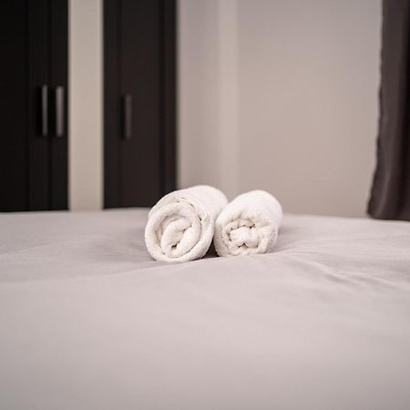 Central Apartment In Belfast City Centre - Sleeps 5 People Eksteriør bilde