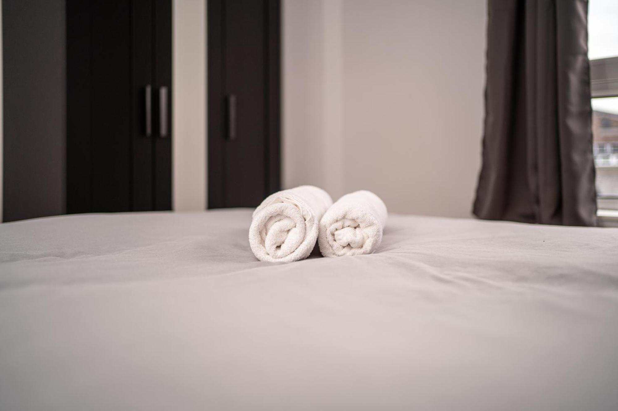 Central Apartment In Belfast City Centre - Sleeps 5 People Eksteriør bilde