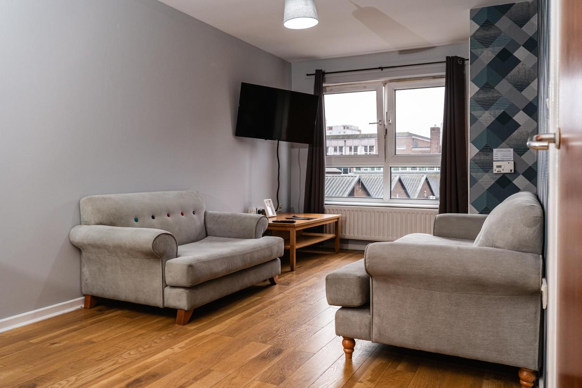 Central Apartment In Belfast City Centre - Sleeps 5 People Eksteriør bilde