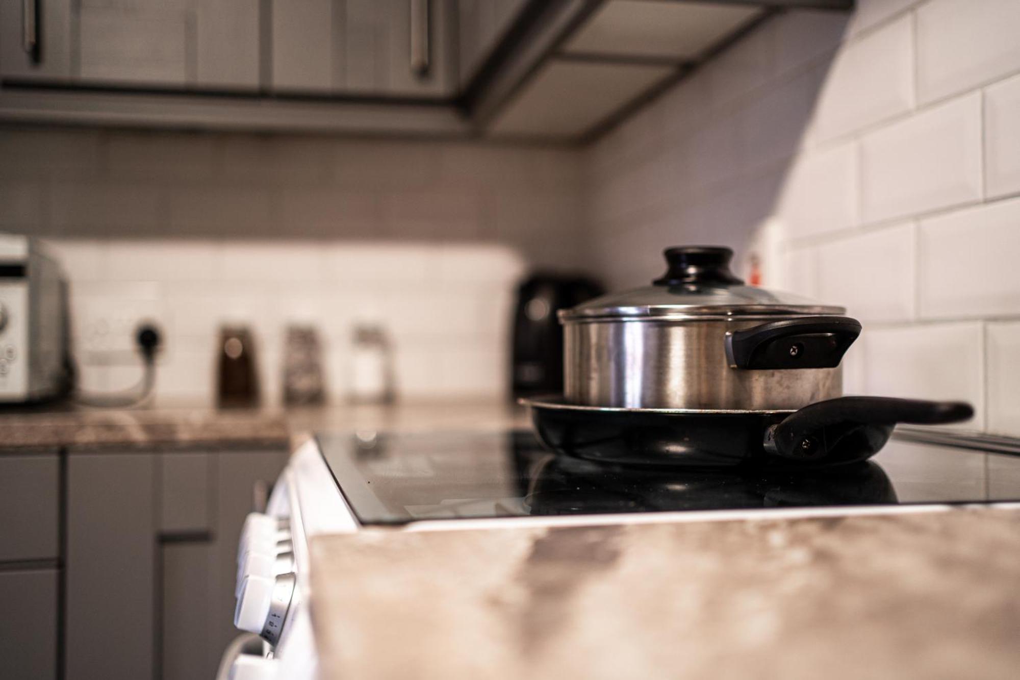 Central Apartment In Belfast City Centre - Sleeps 5 People Eksteriør bilde