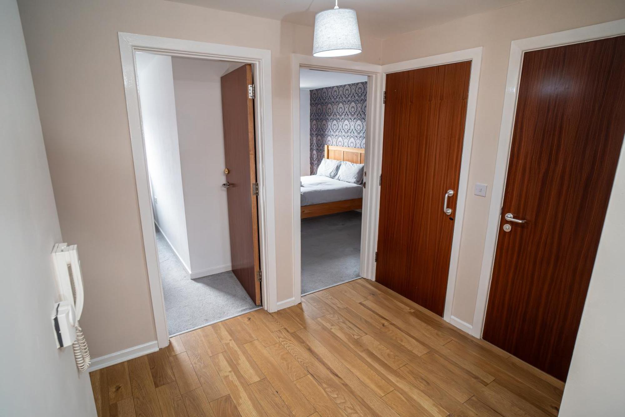 Central Apartment In Belfast City Centre - Sleeps 5 People Eksteriør bilde