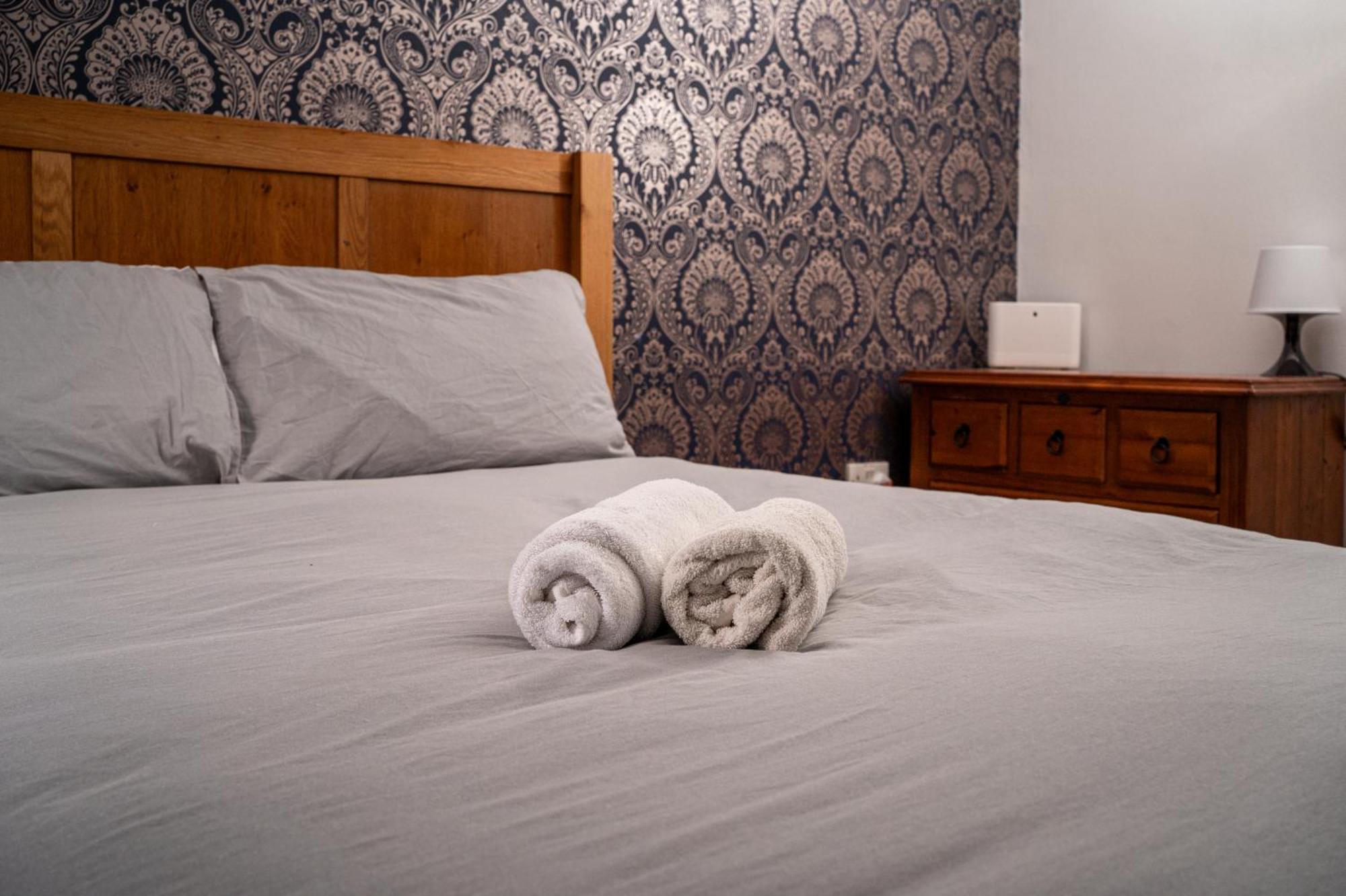 Central Apartment In Belfast City Centre - Sleeps 5 People Eksteriør bilde